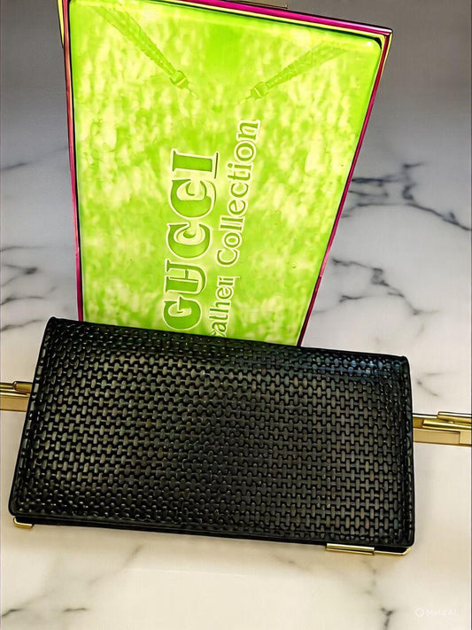 "Gucci Leather Collection Wallet 💼✨